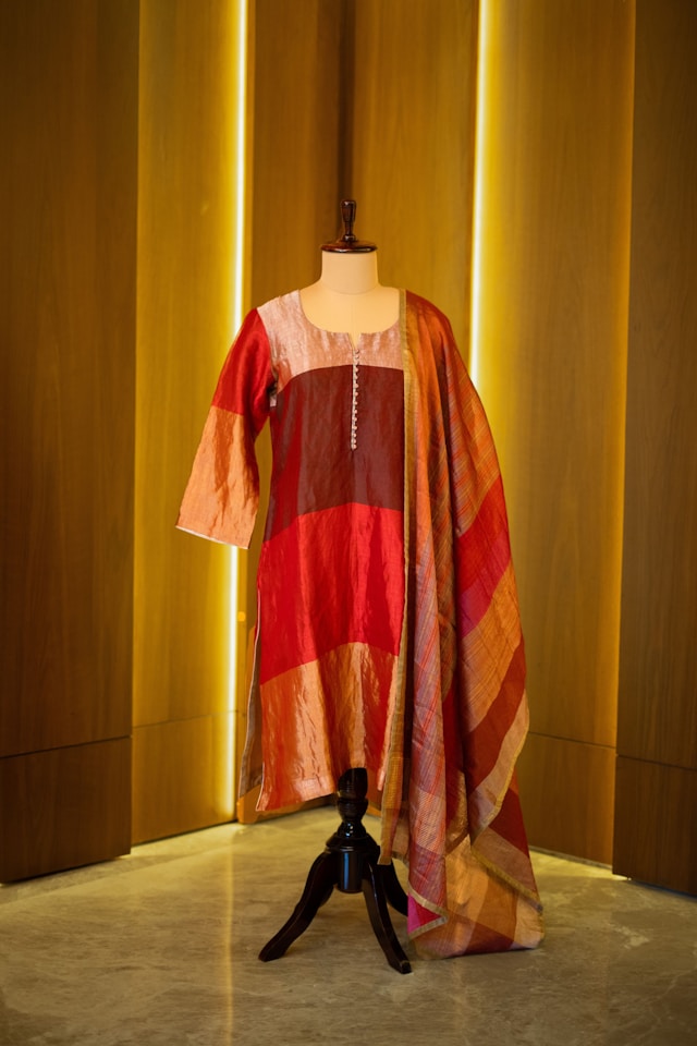 analyzing the ecological risks of polyester and nylon in fashion